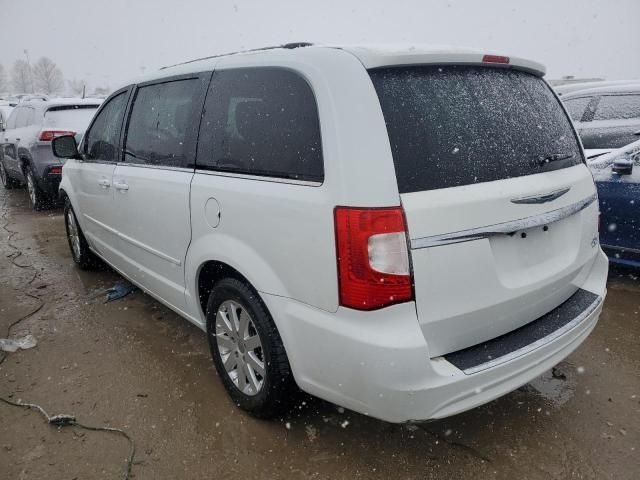 2016 Chrysler Town & Country LX