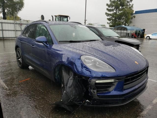 2022 Porsche Macan