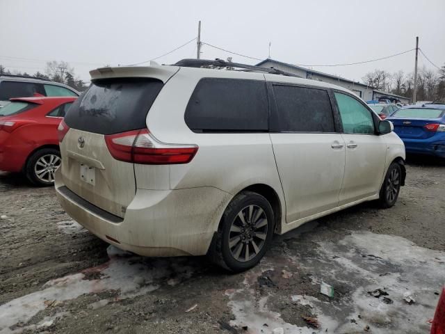 2019 Toyota Sienna XLE