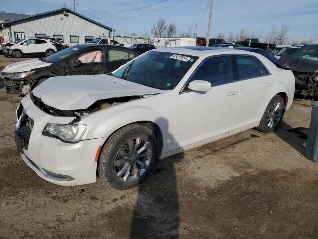 2016 Chrysler 300 Limited