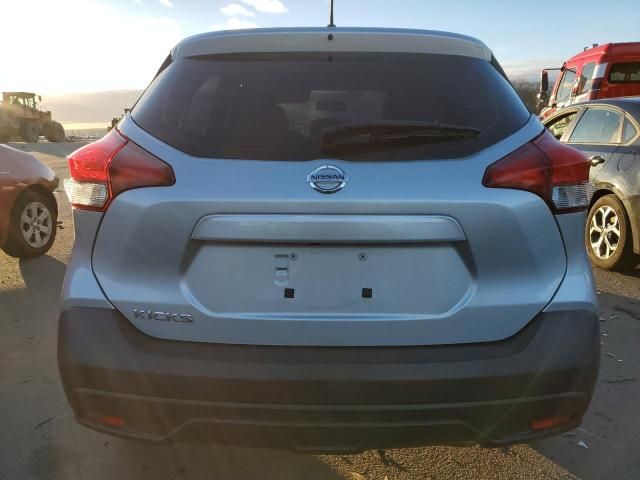 2019 Nissan Kicks S