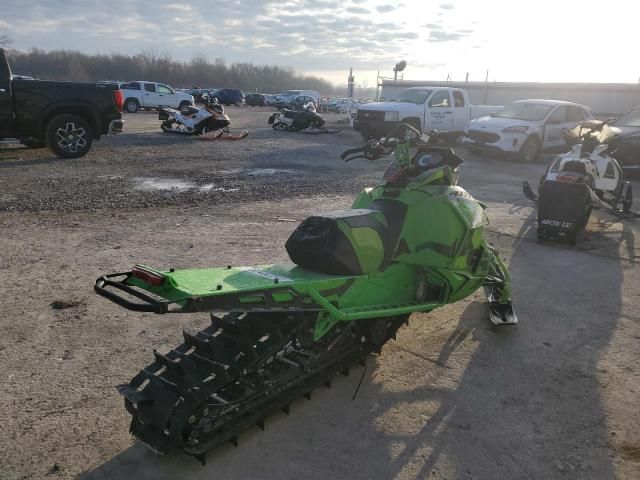 2017 Arctic Cat Snowmobile