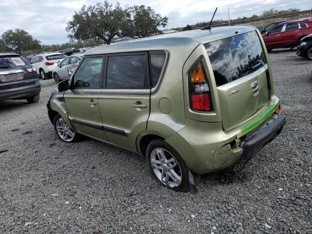 2011 KIA Soul +