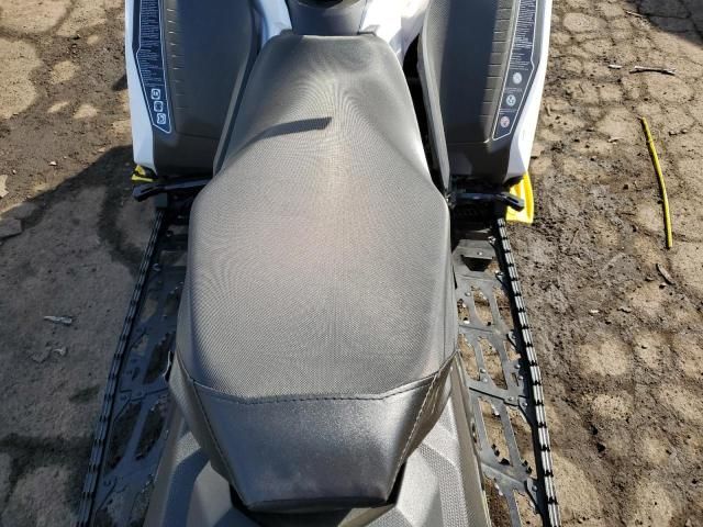 2017 Skidoo MX Z TNT