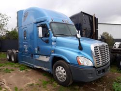 Camiones salvage sin ofertas aún a la venta en subasta: 2016 Freightliner Cascadia 125