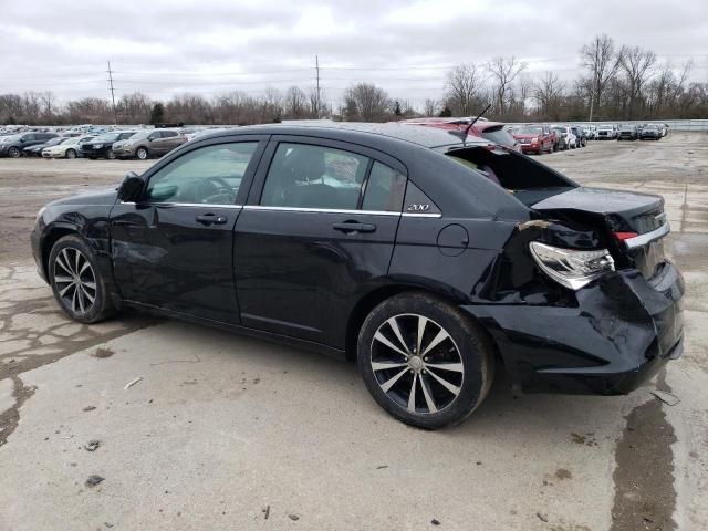 2013 Chrysler 200 Touring