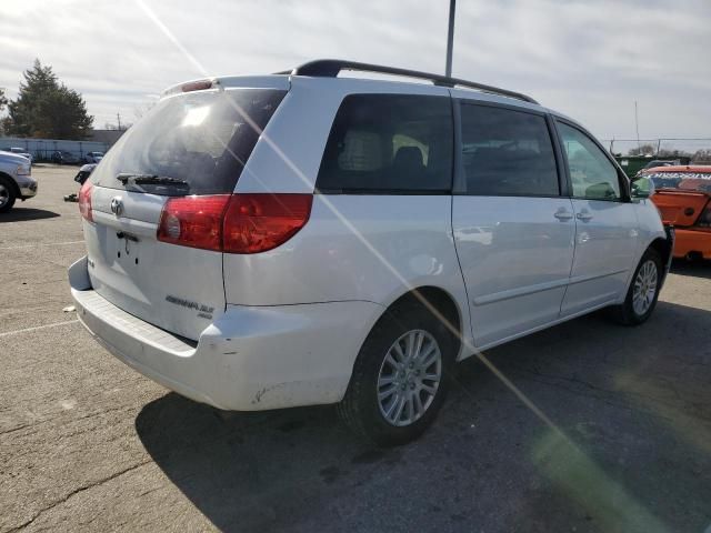 2009 Toyota Sienna XLE