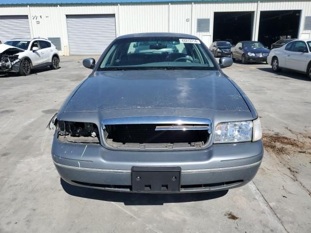 1999 Ford Crown Victoria LX