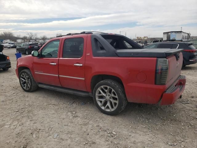 2011 Chevrolet Avalanche LTZ