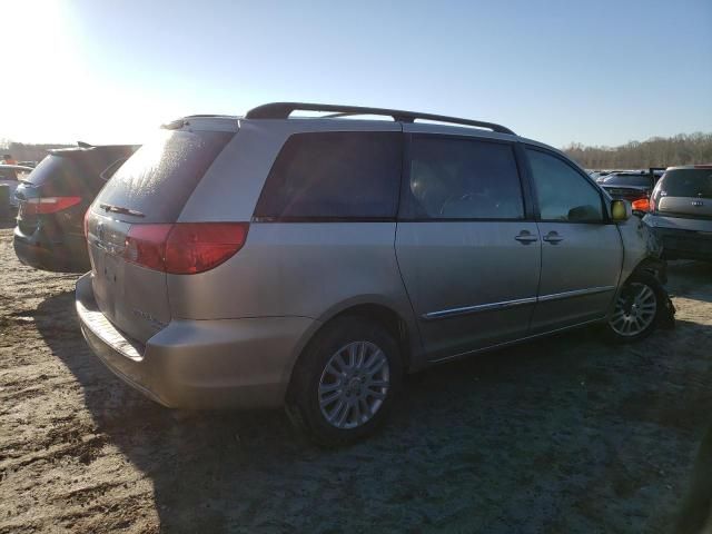 2008 Toyota Sienna XLE