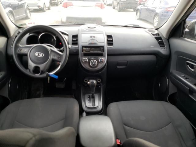 2010 KIA Soul +