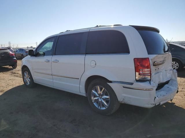 2010 Chrysler Town & Country Limited