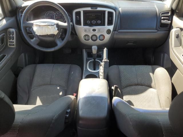 2005 Mazda Tribute S