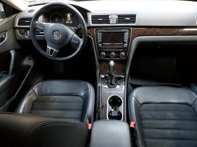 2015 Volkswagen Passat SEL