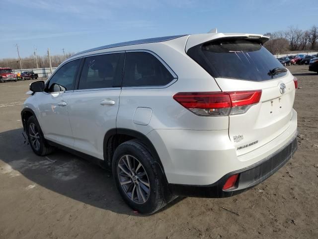 2019 Toyota Highlander SE