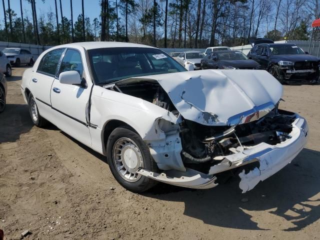 2002 Lincoln Town Car Executive