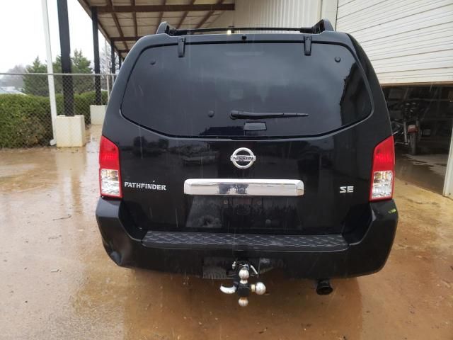 2006 Nissan Pathfinder LE