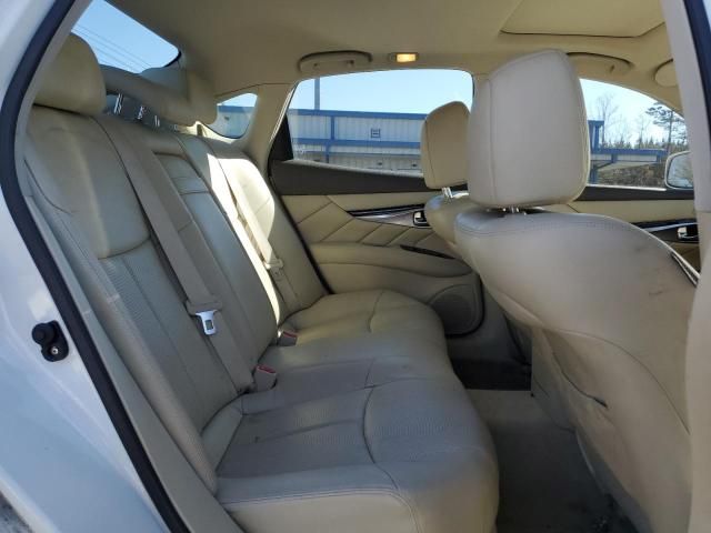 2013 Infiniti M37