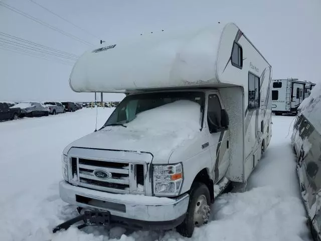 2019 Ford Econoline E350 Super Duty Cutaway Van