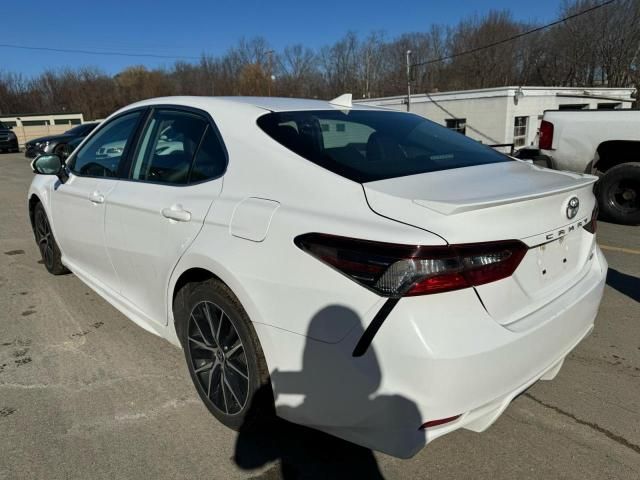 2021 Toyota Camry SE