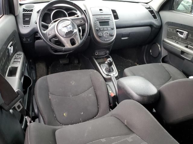 2013 KIA Soul +