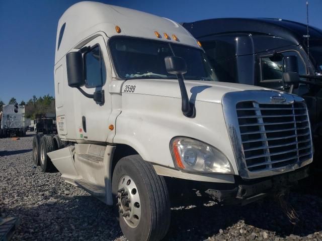 2016 Freightliner Cascadia 125