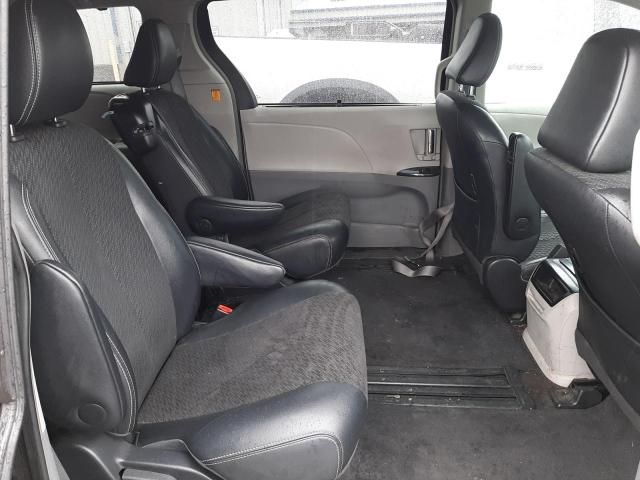 2013 Toyota Sienna Sport