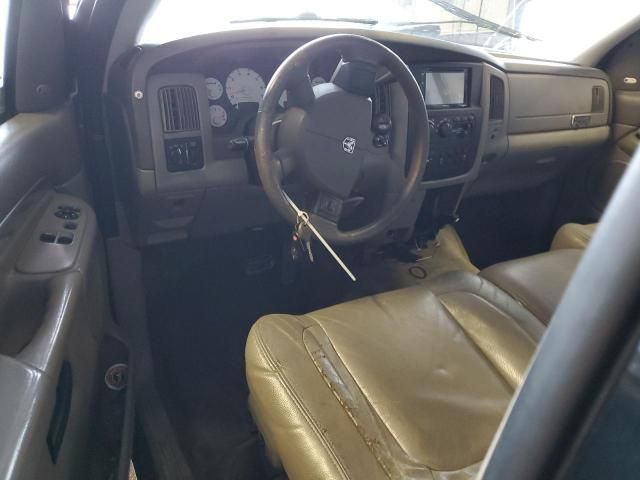 2004 Dodge RAM 1500 ST