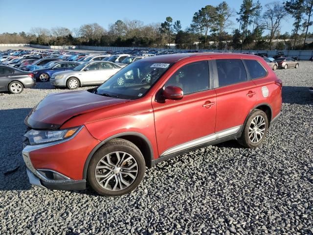 2016 Mitsubishi Outlander SE