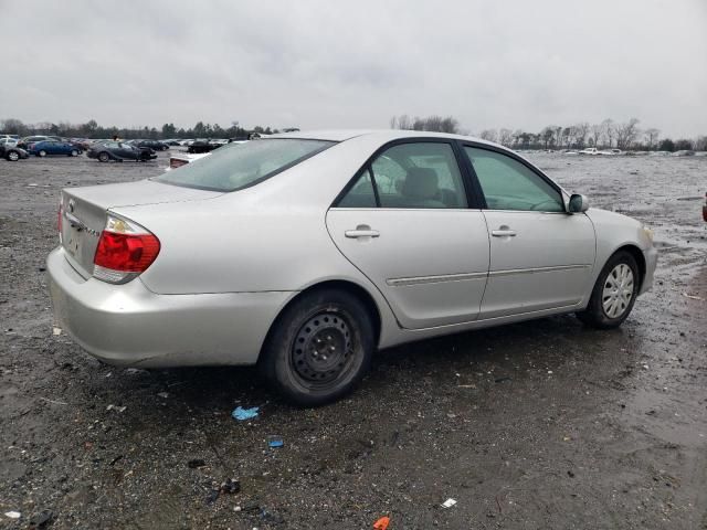 2005 Toyota Camry LE