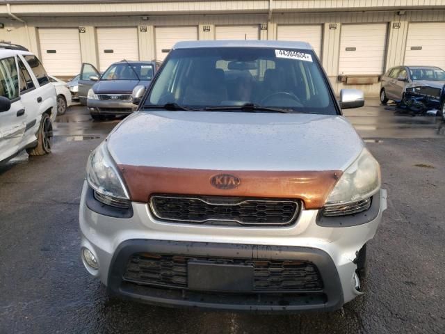 2013 KIA Soul +