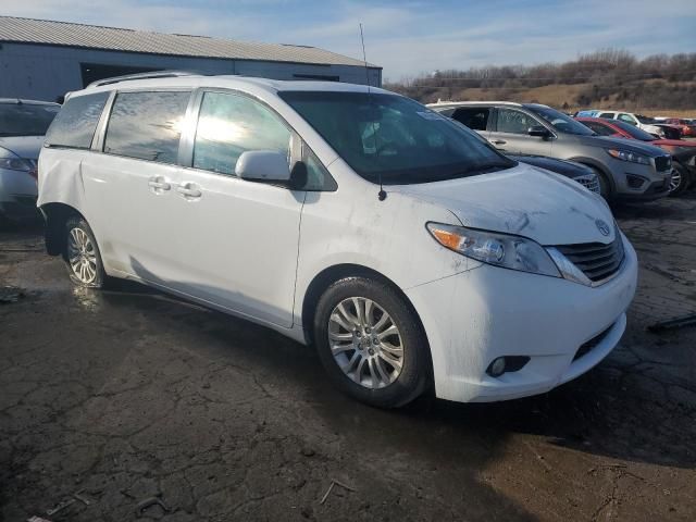 2014 Toyota Sienna XLE