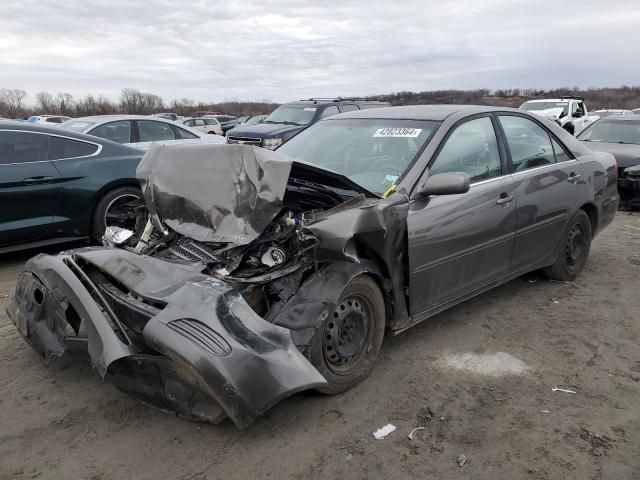 2004 Toyota Camry LE