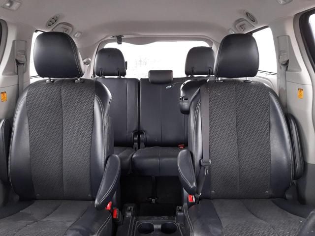 2013 Toyota Sienna Sport