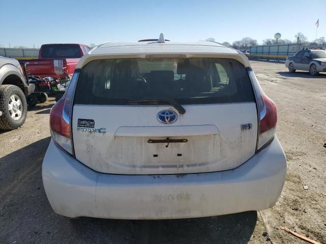 2016 Toyota Prius C