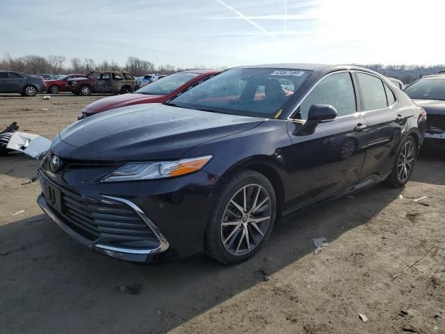 2022 Toyota Camry XLE