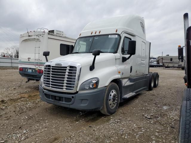 2017 Freightliner Cascadia 125