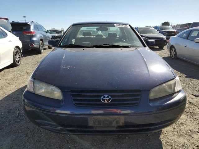 1999 Toyota Camry LE