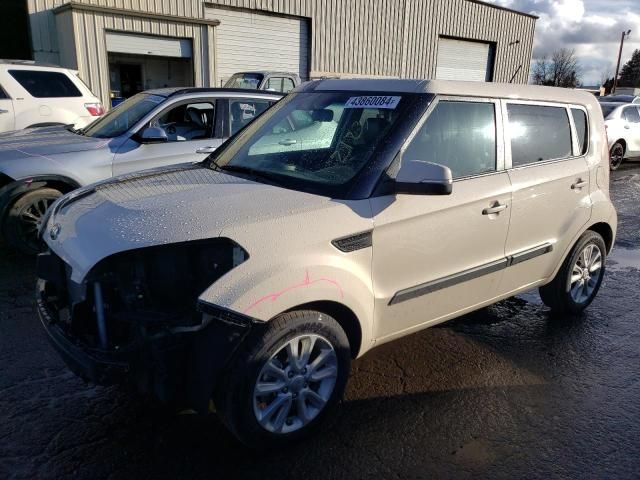 2013 KIA Soul +