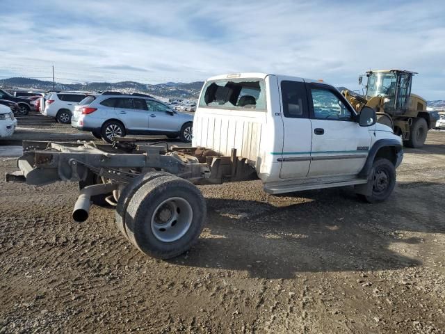 2000 Dodge RAM 3500