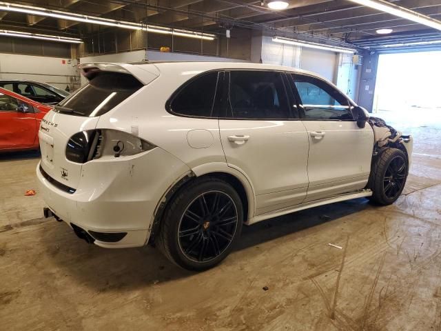 2014 Porsche Cayenne GTS