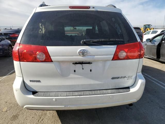 2009 Toyota Sienna XLE