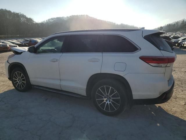 2017 Toyota Highlander SE