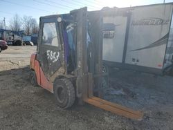 Salvage trucks for sale at Fort Wayne, IN auction: 2007 Toyota 8FDU25