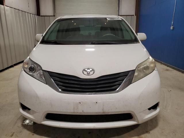 2012 Toyota Sienna LE