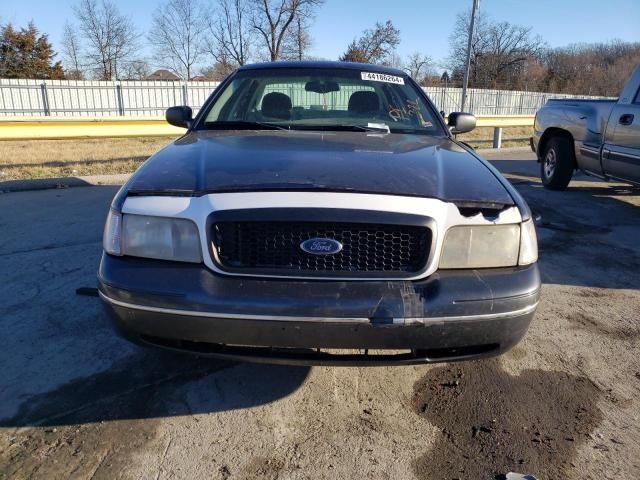 2005 Ford Crown Victoria LX