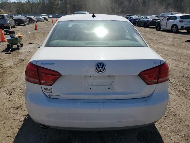 2013 Volkswagen Passat SE