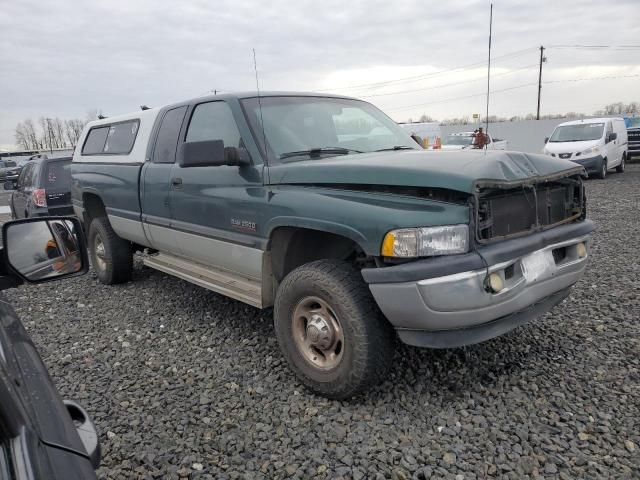 2000 Dodge RAM 2500