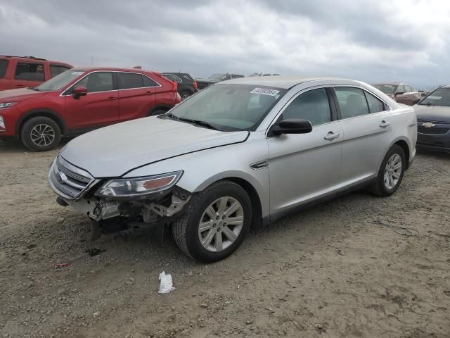 2011 Ford Taurus SE