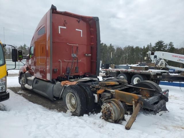 2020 Kenworth Construction T680